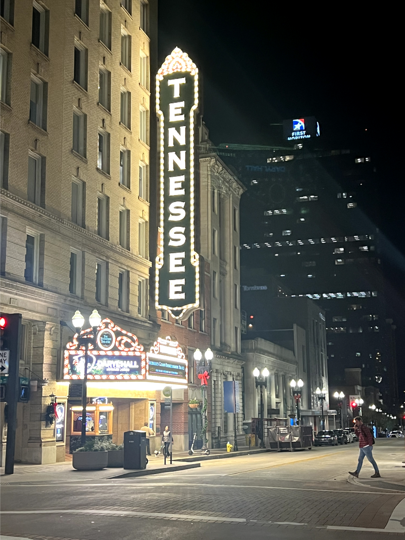 Solo Adventures and Timeless Music: A Concert at Knoxville’s Iconic Venue